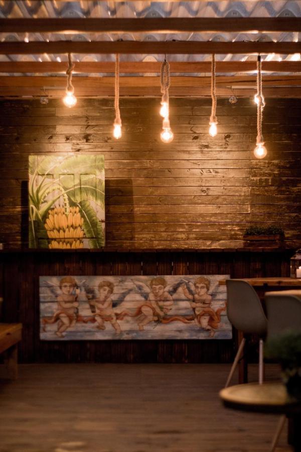 Manaca Hospedaria Hostel Илябела Екстериор снимка